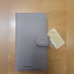 Michael Kors Saffiano Leather Folio Case with‎ 3 Card Slots for iPhone X XS New